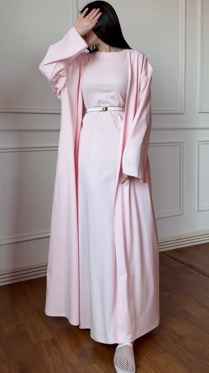 Zweiteiliges Kleid-Set mit passender offenen Abaya