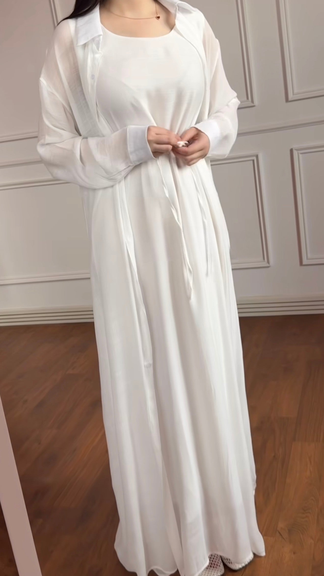 Zweiteiler-Set mit Blusenkleid und Hemdjacke