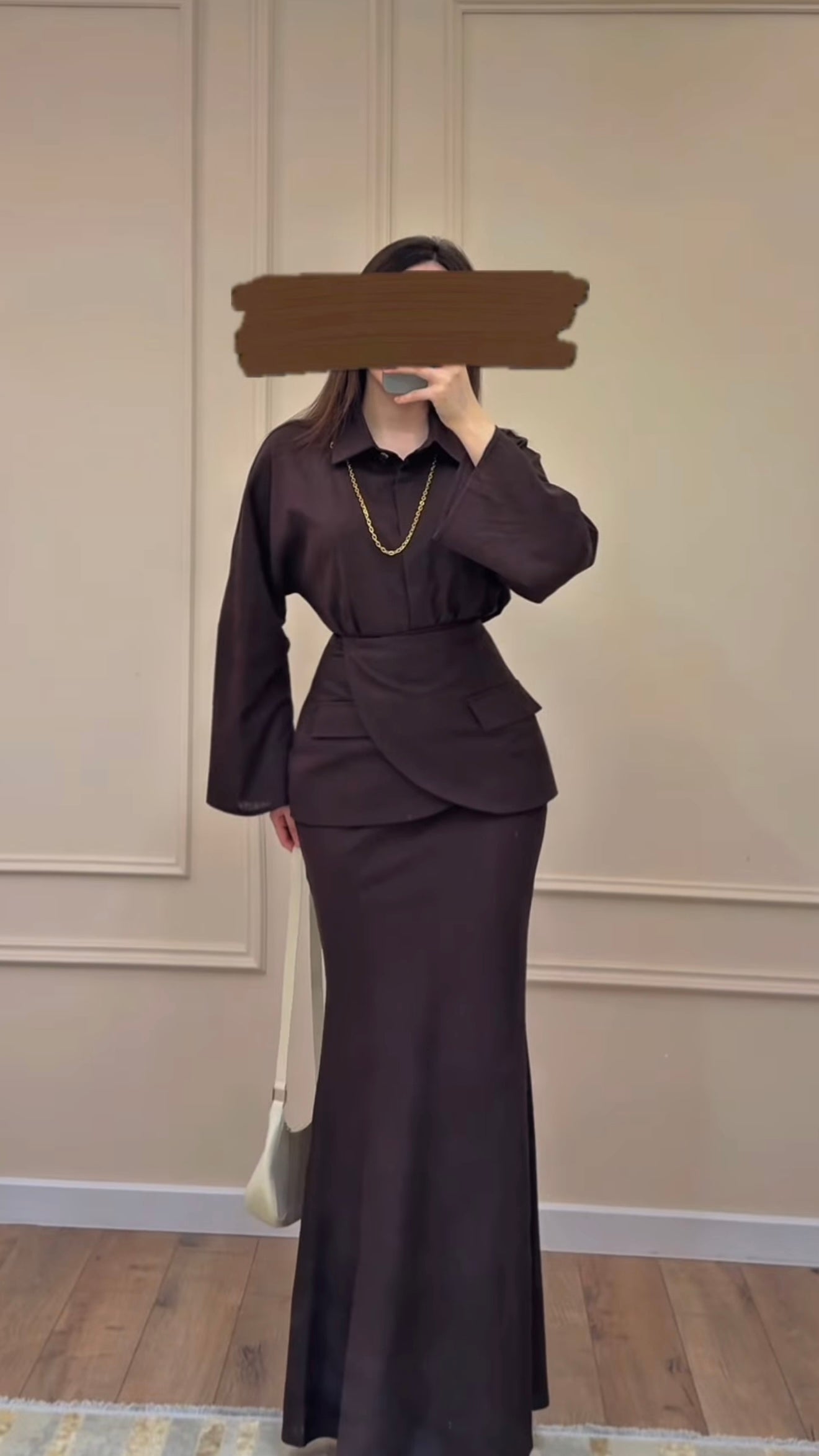 Zweiteiler mit Wickelbluse in Dunkelbraun